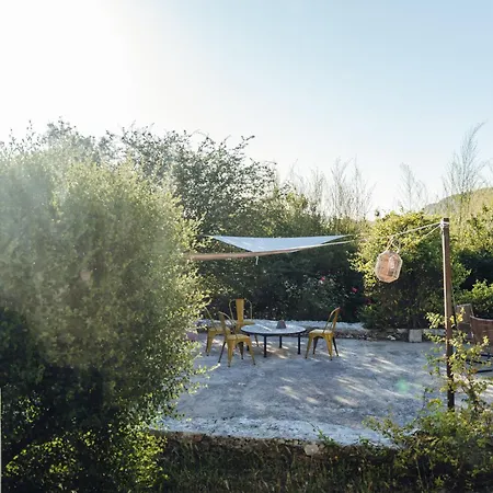 לינה וארוחת בוקר Casa Boho - 4*